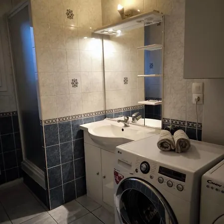 Appartement Bel Lumineux, 70m2, 3 Chambres, Proche Zenith Et Hippodrome De *